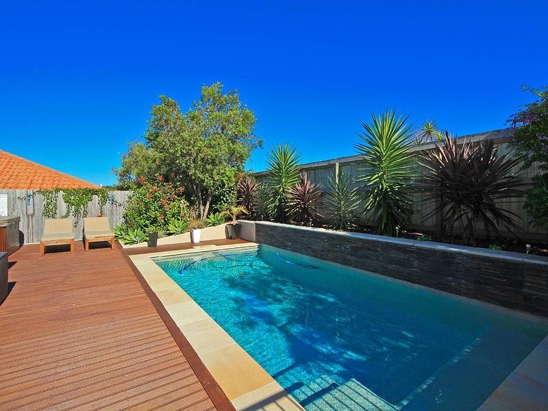 10 Old Kent Road, Upper Coomera QLD 4209