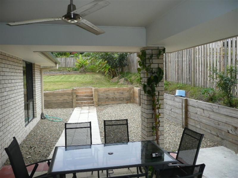 24 Hawkesburry Avenue, Pacific Pines QLD 4211