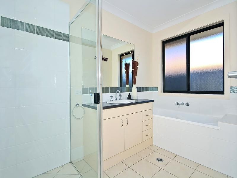 6 Kiamba Street, Upper Coomera QLD 4209