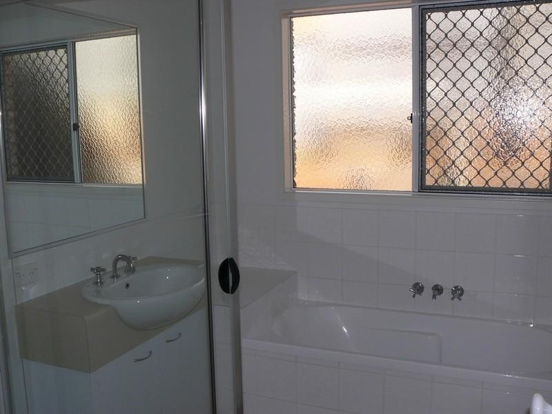 35 Bluetail Crescent, Upper Coomera QLD 4209