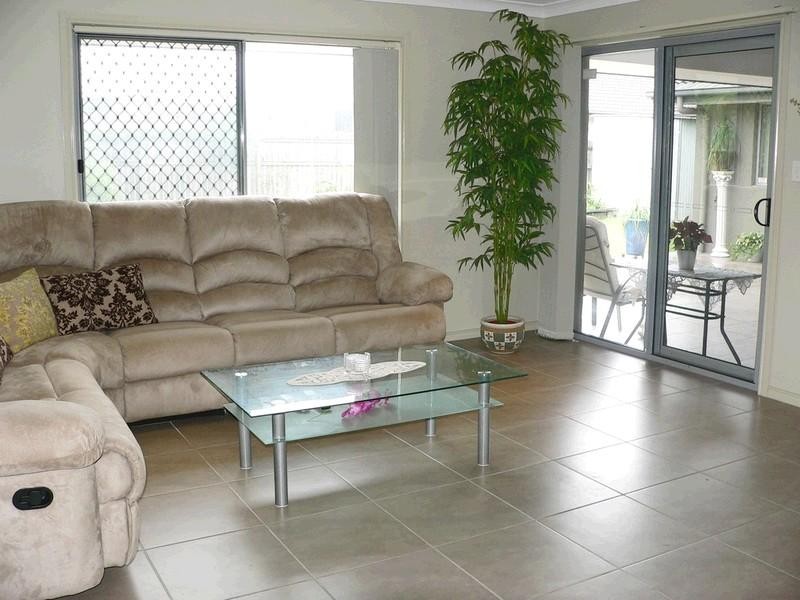 4 Treeline Circuit, Upper Coomera QLD 4209