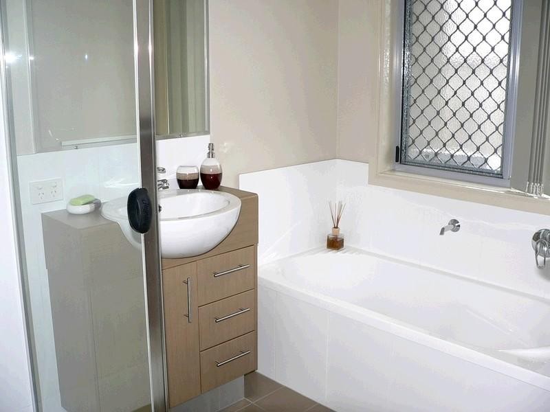 4 Treeline Circuit, Upper Coomera QLD 4209