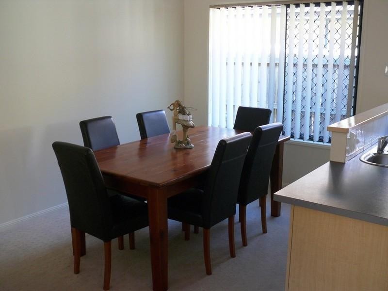 54 Serafina Drive, Helensvale QLD 4212