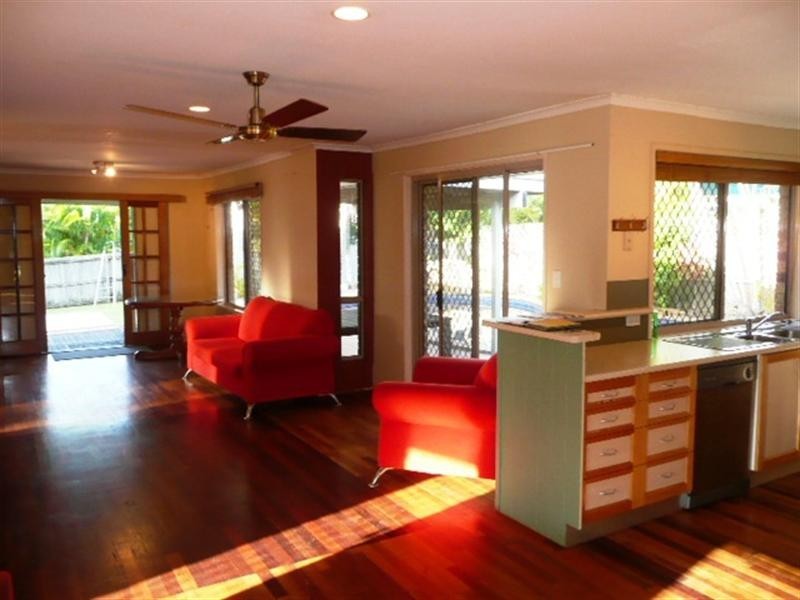 129 Mildura Drive, Helensvale QLD 4212