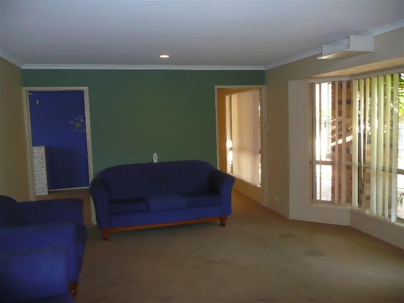 129 Mildura Drive, Helensvale QLD 4212