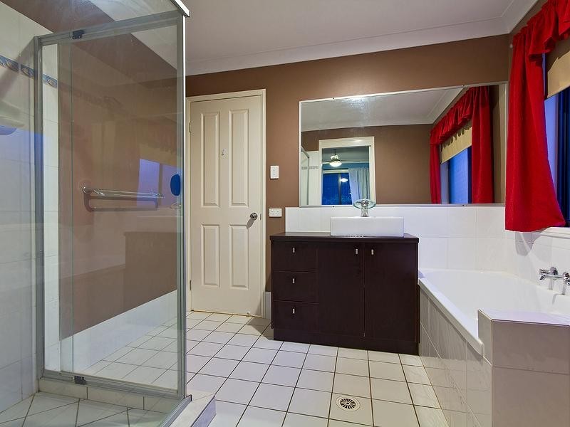 5 Sandhurst Crescent, Upper Coomera QLD 4209