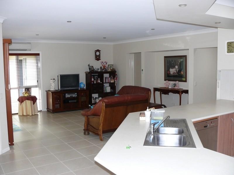 24 Princeton Street, Oxenford QLD 4210