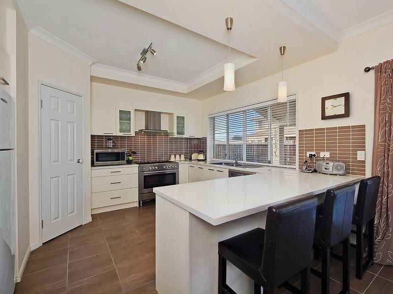 12 Lysterfield Rise, Upper Coomera QLD 4209