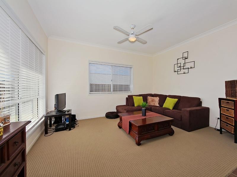 12 Lysterfield Rise, Upper Coomera QLD 4209