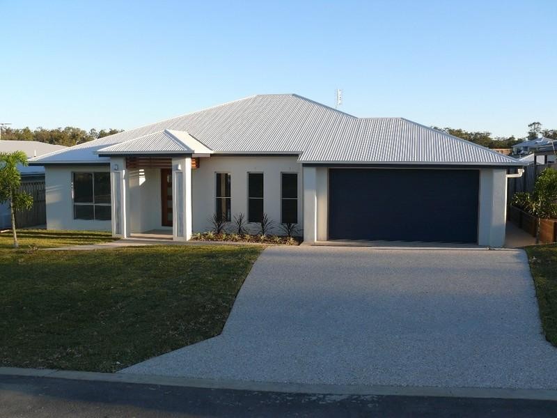 13 Scenic Drive, Coomera QLD 4209