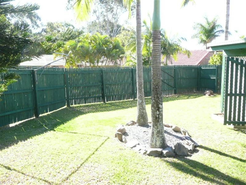 31 Nina Parade, Arundel QLD 4214