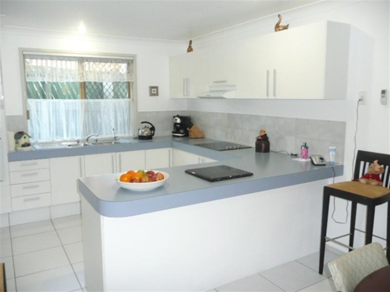 31 Nina Parade, Arundel QLD 4214