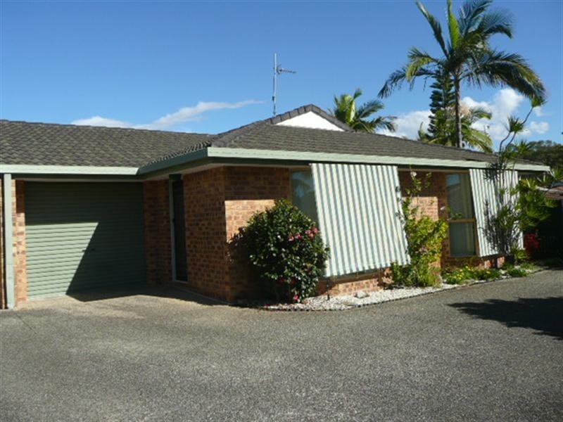 31 Nina Parade, Arundel QLD 4214