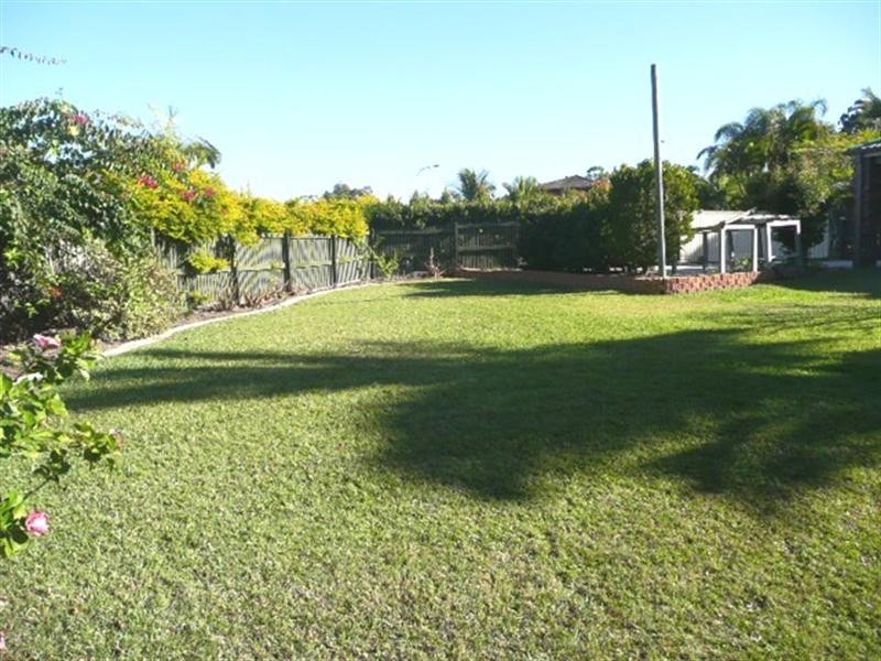 6 Tenterfield Court, Helensvale QLD 4212