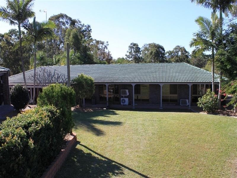 6 Tenterfield Court, Helensvale QLD 4212