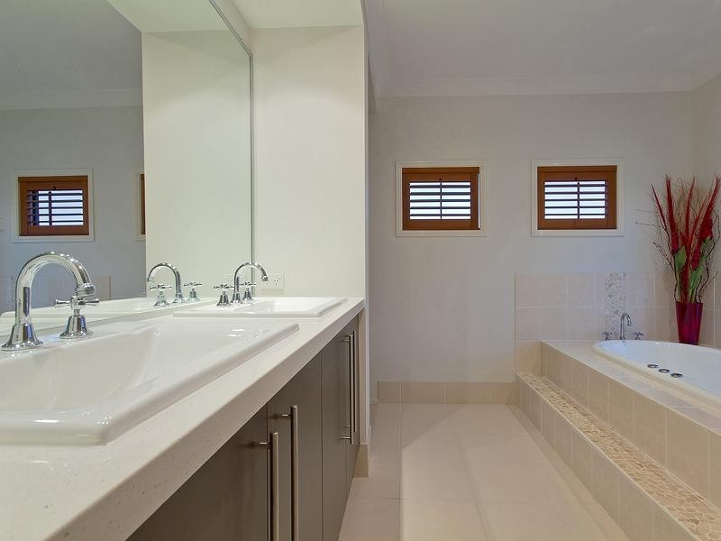 3 Westward Way, Coomera QLD 4209