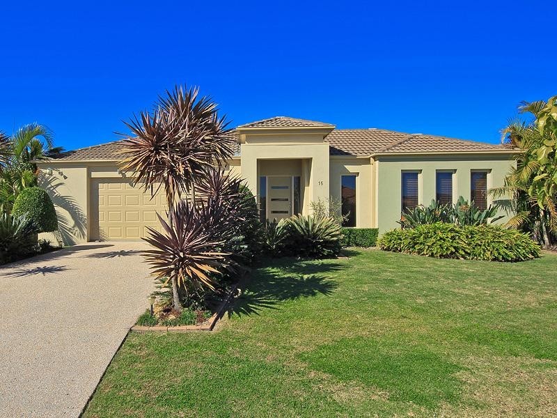 15 Oceanis Drive, Oxenford QLD 4210