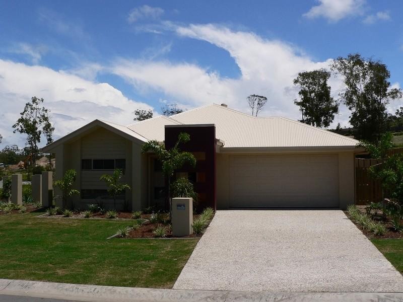 33 Serenade Drive, Coomera QLD 4209