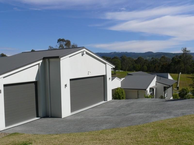 28 Huntington Drive, Maudsland QLD 4210