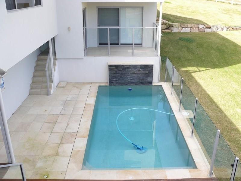 28 Huntington Drive, Maudsland QLD 4210