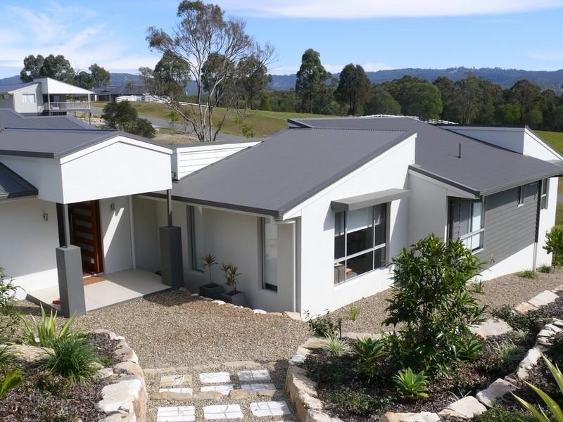 28 Huntington Drive, Maudsland QLD 4210