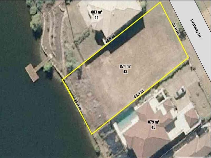 43 Brittany Drive, Oxenford QLD 4210