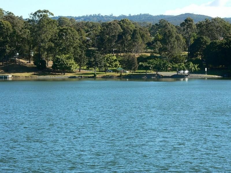 43 Brittany Drive, Oxenford QLD 4210