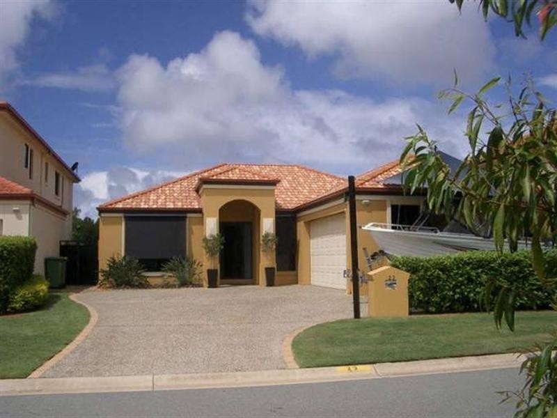 23 Ken Crescent, Helensvale QLD 4212