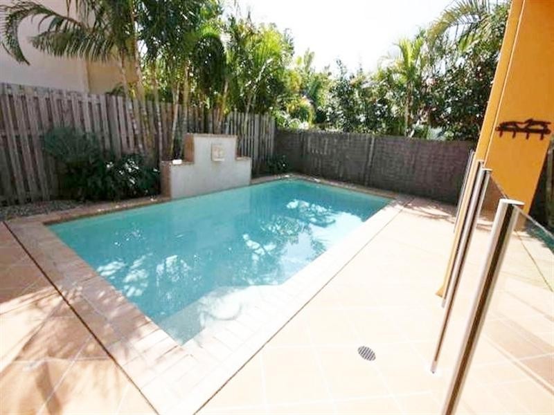 23 Ken Crescent, Helensvale QLD 4212