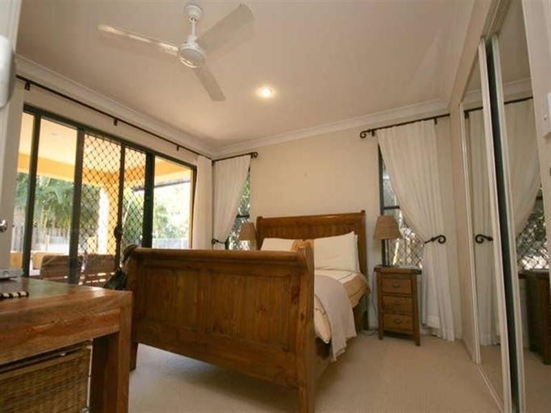 23 Ken Crescent, Helensvale QLD 4212