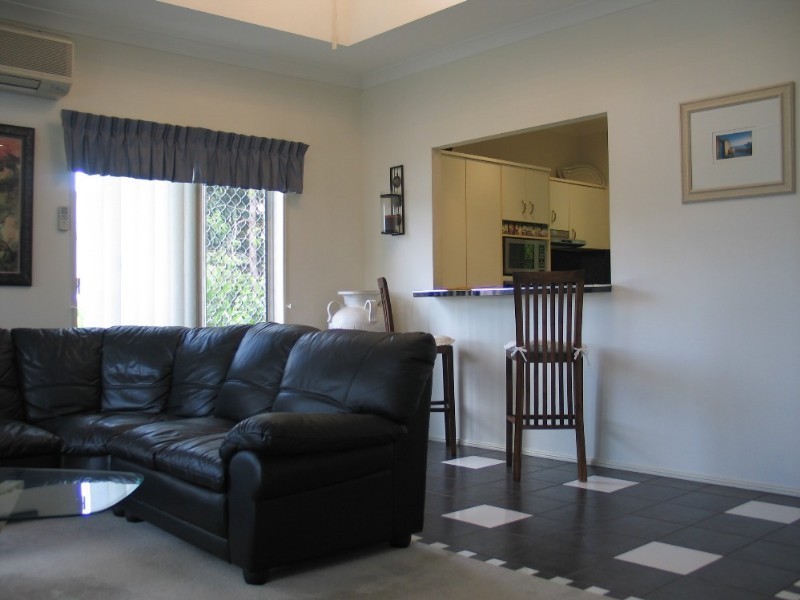 28 Adam Street, Oxenford QLD 4210