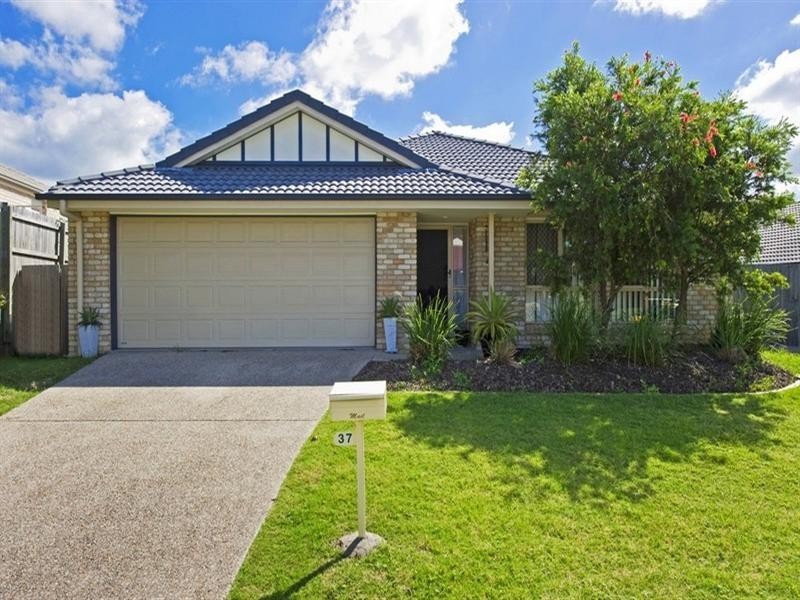 37 Goldcrest Drive, Upper Coomera QLD 4209