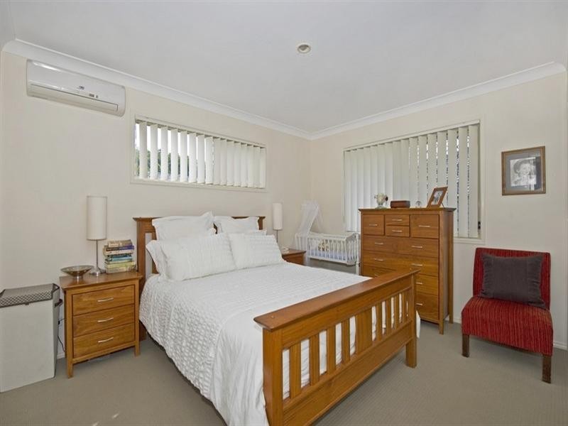 37 Goldcrest Drive, Upper Coomera QLD 4209