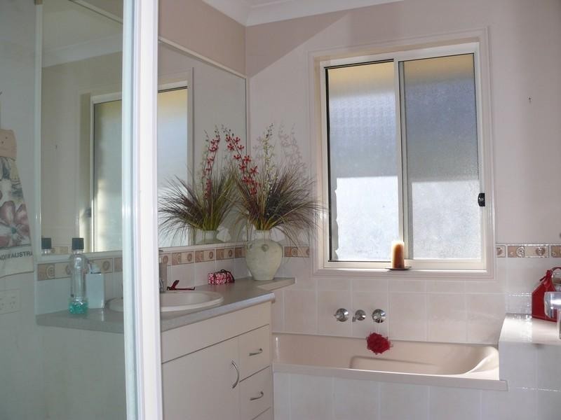 11 Macdonald Avenue, Upper Coomera QLD 4209