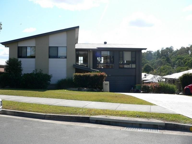 22 Cobb And Co Drive, Oxenford QLD 4210