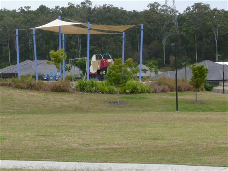 24 Hawkesbury Avenue, Pacific Pines QLD 4211