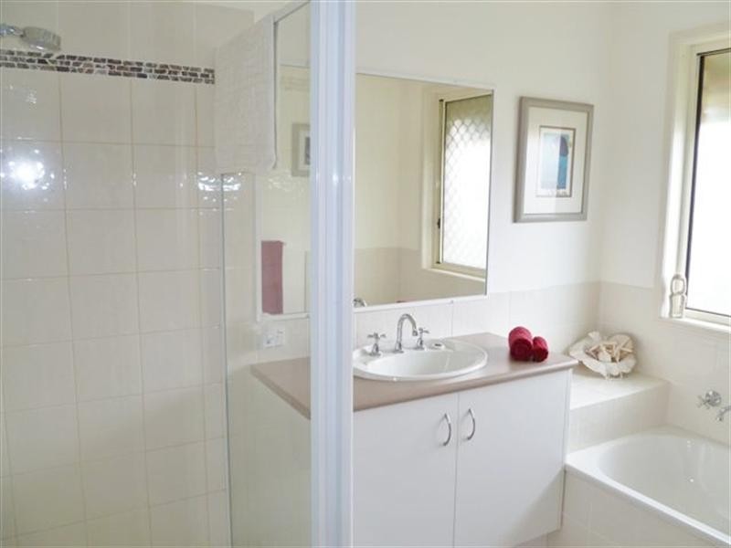 15 Serin Street, Upper Coomera QLD 4209