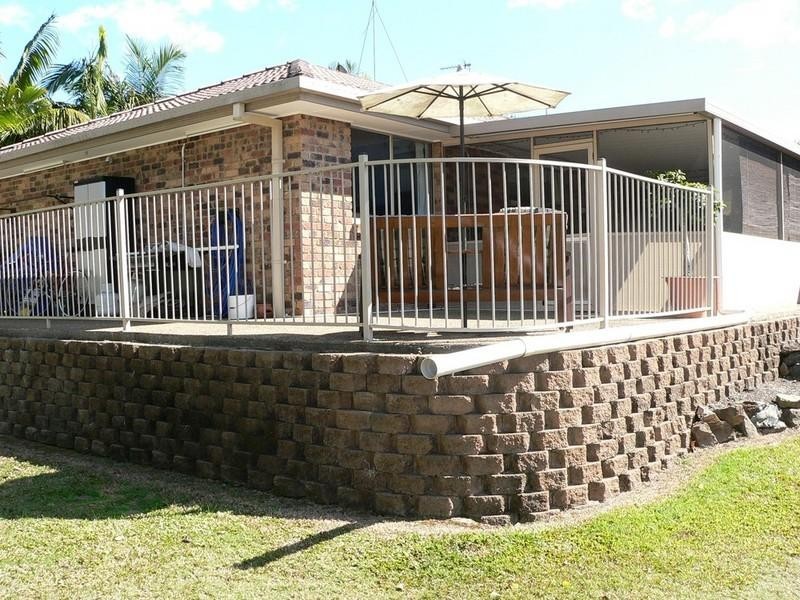 3 Rosedale Place, Helensvale QLD 4212