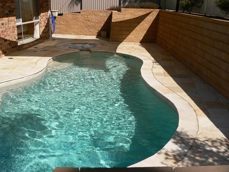 3 Rosedale Place, Helensvale QLD 4212