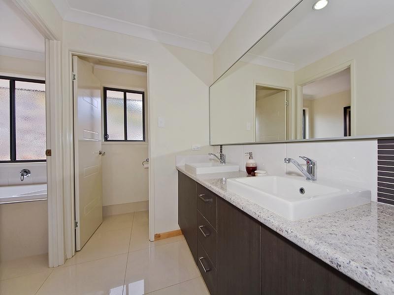 13 Isdell Court, Upper Coomera QLD 4209