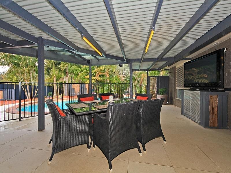 19 Rosedale Place, Helensvale QLD 4212