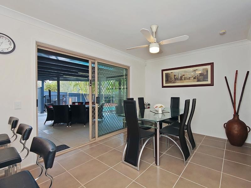 19 Rosedale Place, Helensvale QLD 4212