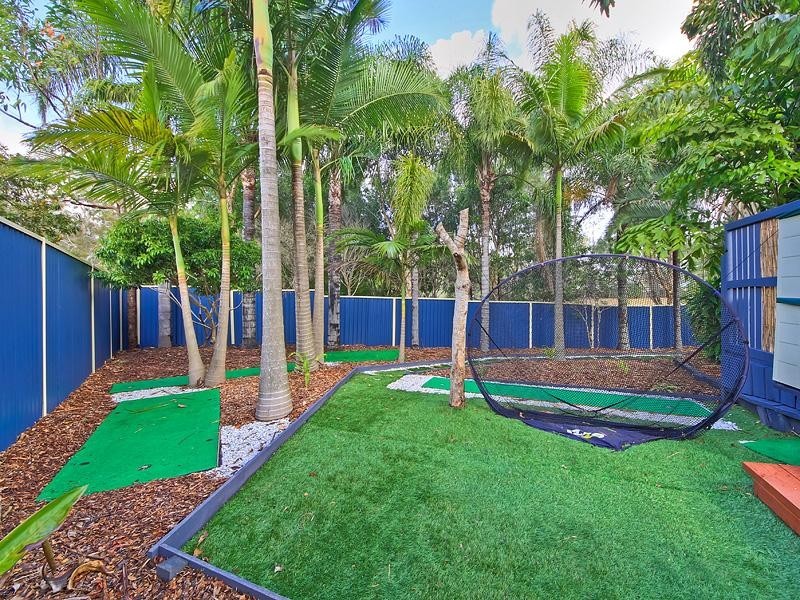 19 Rosedale Place, Helensvale QLD 4212