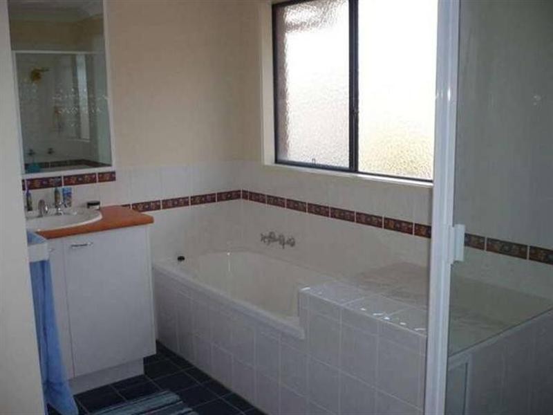 20 Bluetail Crescent, Upper Coomera QLD 4209