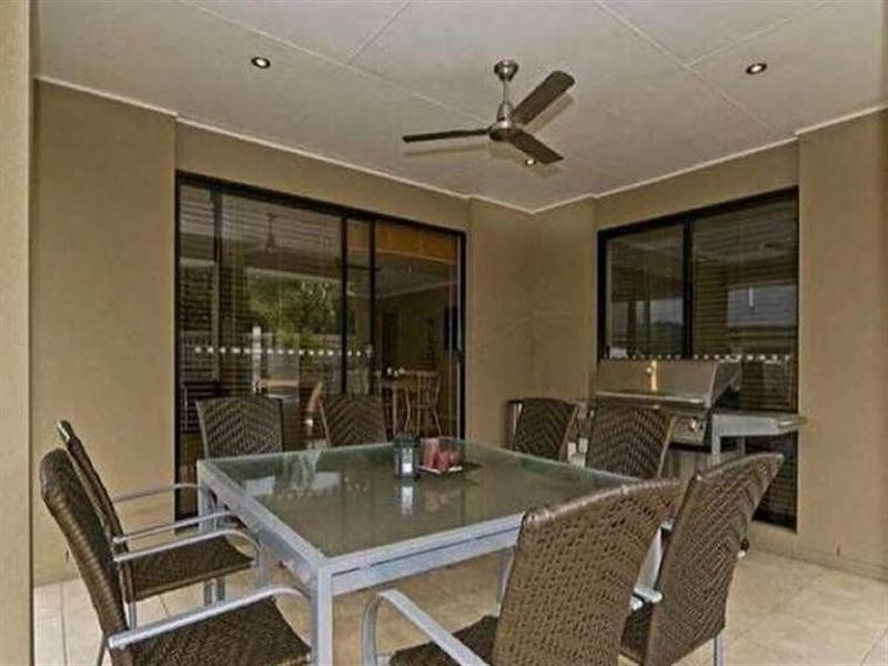 1 Oceanis Drive, Oxenford QLD 4210