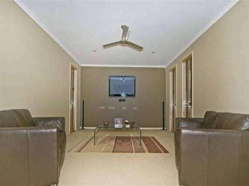 1 Oceanis Drive, Oxenford QLD 4210