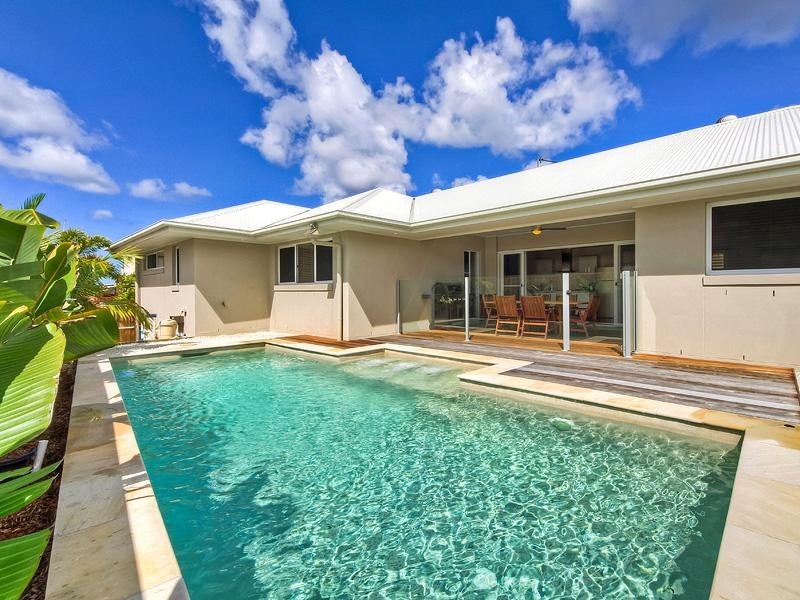 17 Garawarra Crescent, Upper Coomera QLD 4209