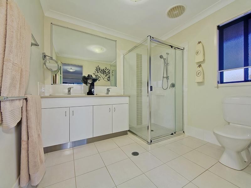 9 Prewett Street, Upper Coomera QLD 4209