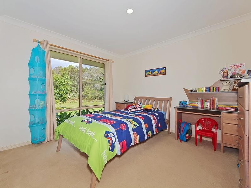 41 Mountain View Crest, Mount Nathan QLD 4211