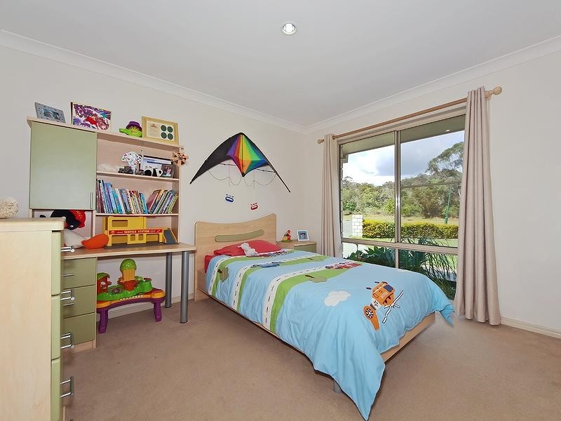 41 Mountain View Crest, Mount Nathan QLD 4211